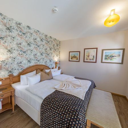 Romantik Hotel Namenlos Аренсхоп Экстерьер фото